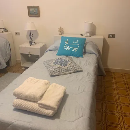 Chloe R2396 Apartamento *